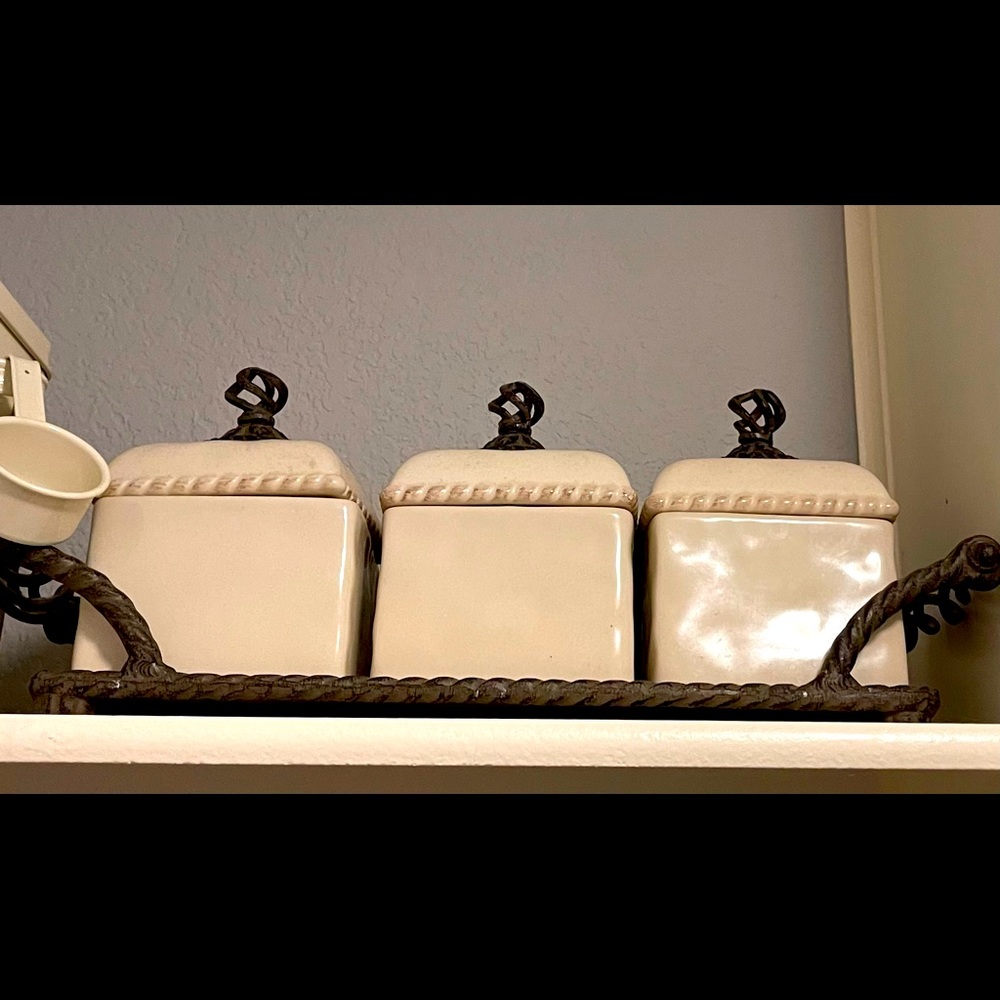 GG collection kitchen canister